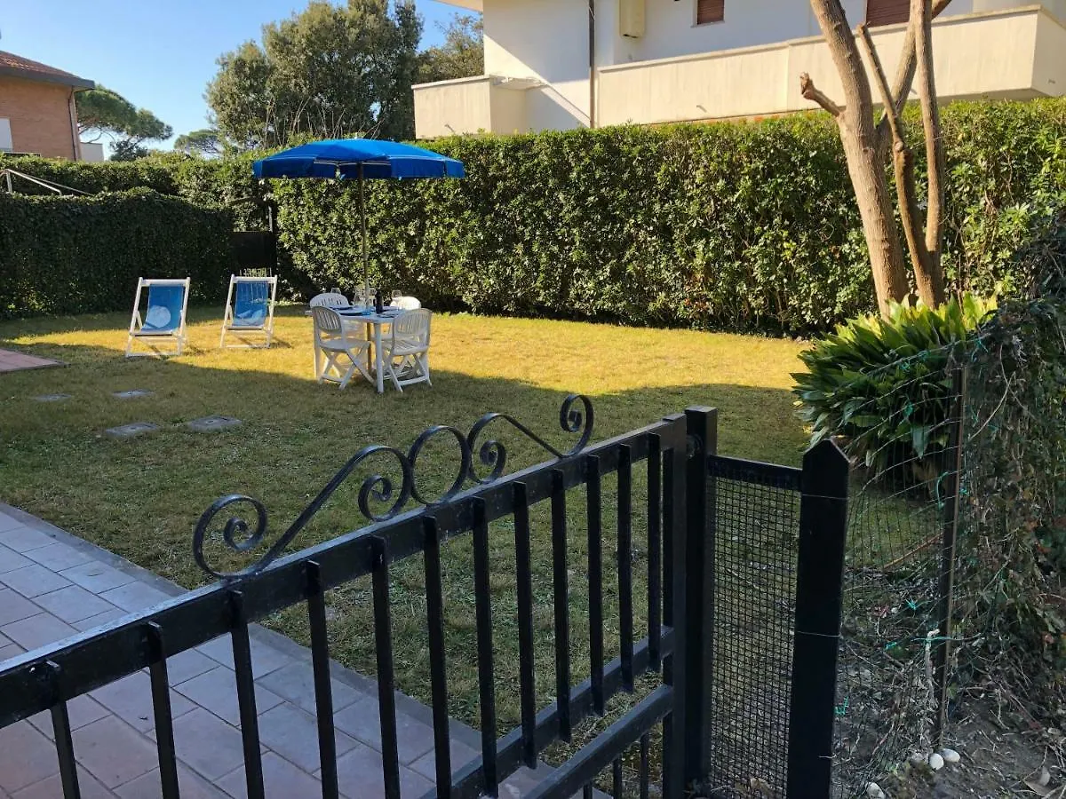 Ferienwohnung Gelso Tirrenia 0*,  Italien